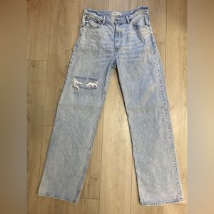 Abercrombie & Fitch 90's Relaxed Jean High Rise Distressed Light Wash Sz 30/10L